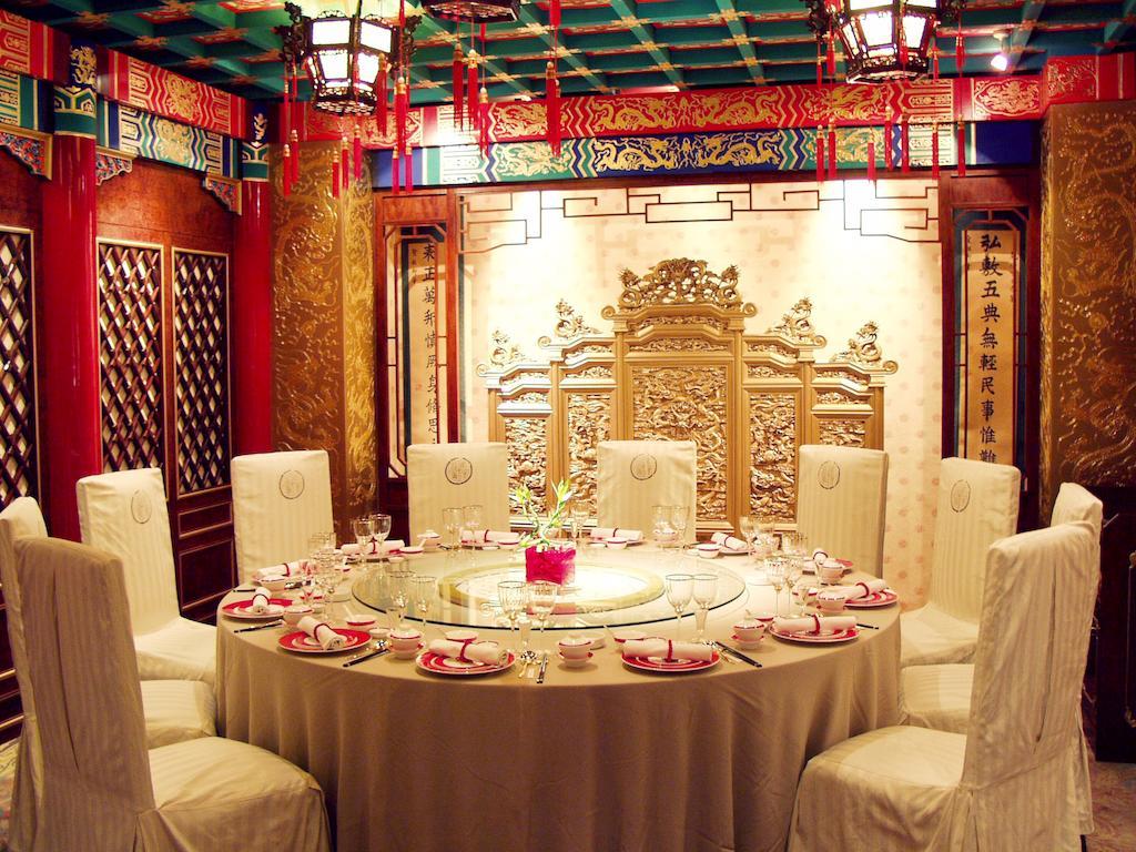Luxemon Xinjiang Yindu Hotel Urumtschi Exterior foto