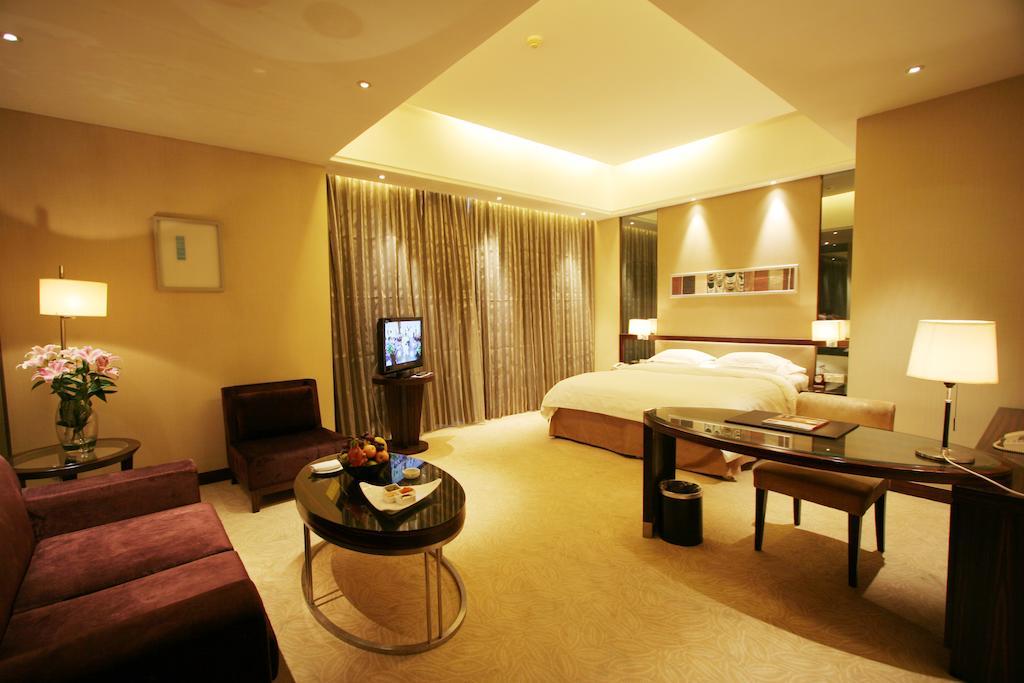 Luxemon Xinjiang Yindu Hotel Urumtschi Zimmer foto